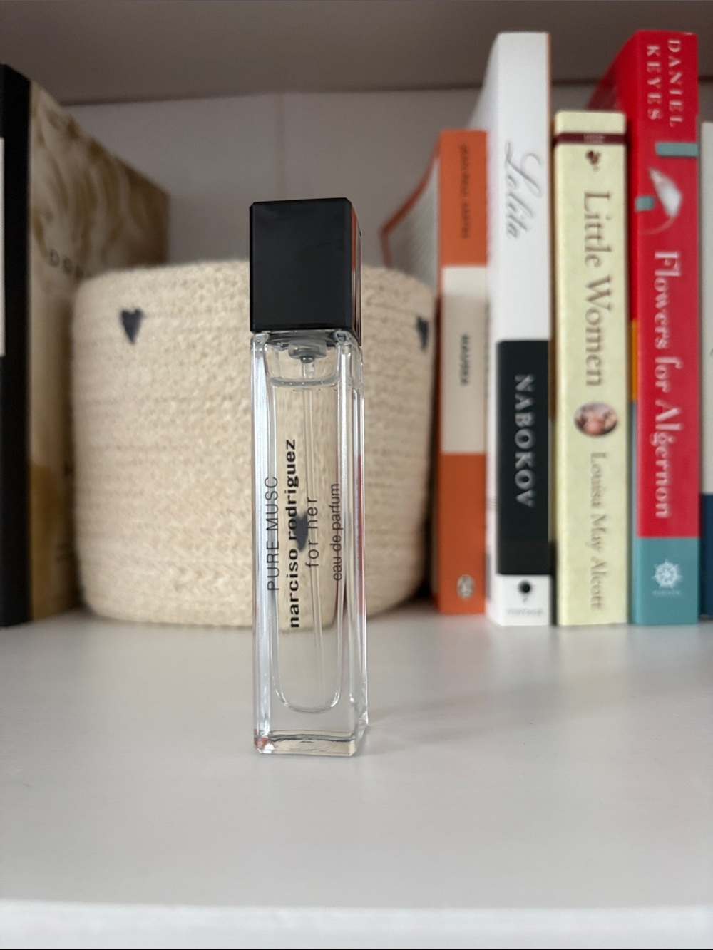Brand new without box narciso Rodriguez pure musc white for her size 10